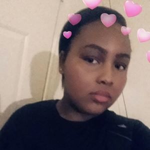 Meet your Posher, Kendra